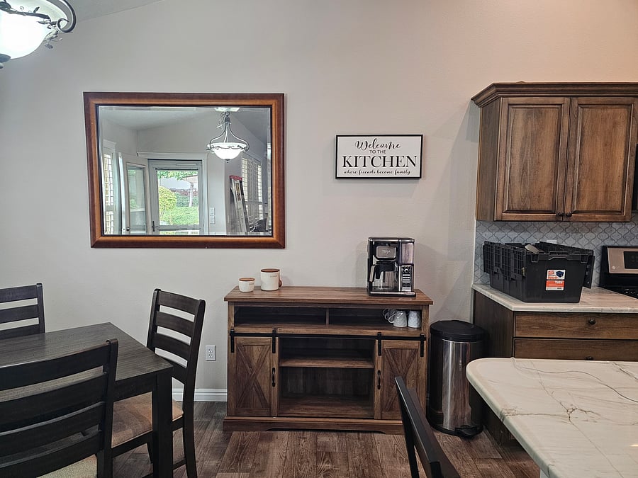 Furnished Finder property 1050482_1 photo 11