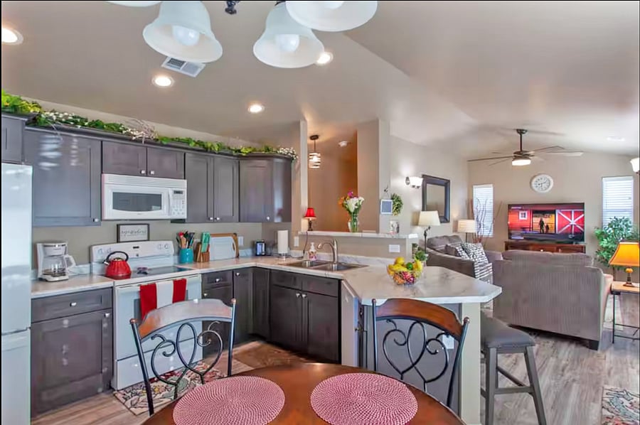 Furnished Finder property 1050487_1 photo 10