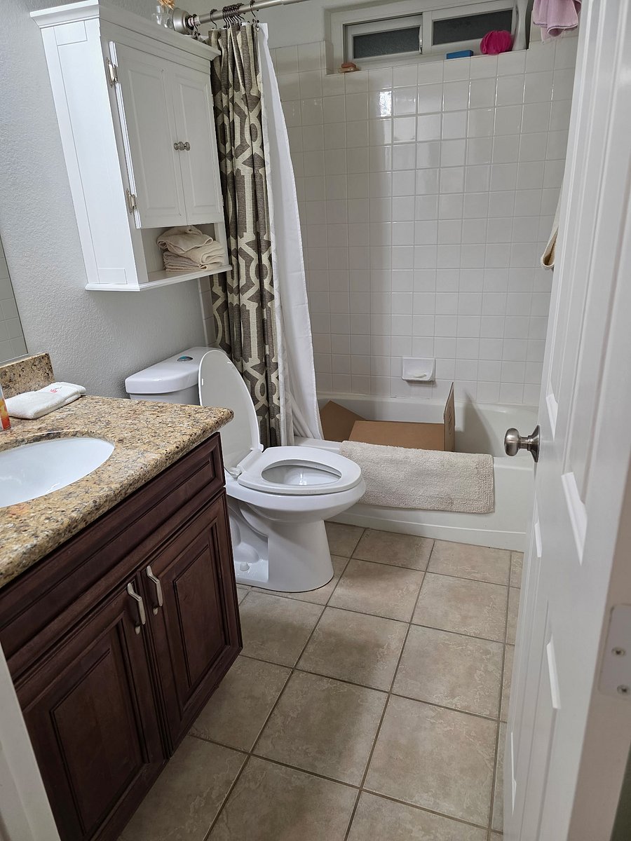 Furnished Finder property 1050498_1 photo 3