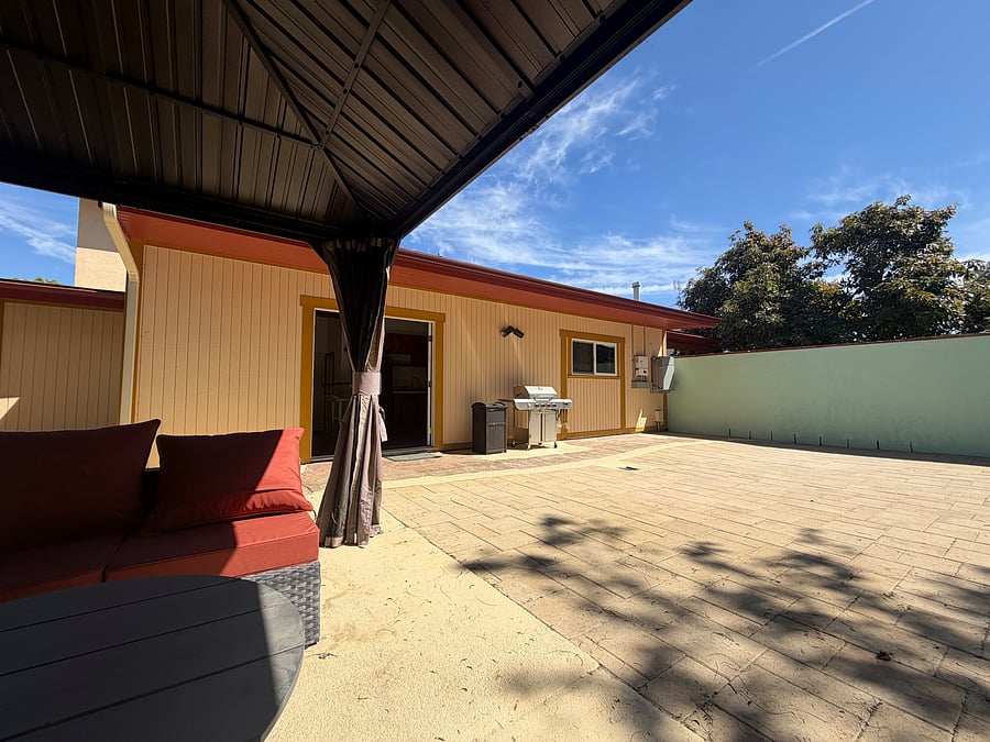 Furnished Finder property 1050527_1 photo 8