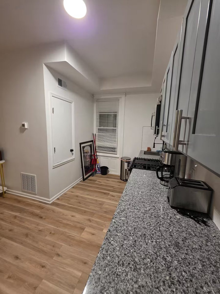 Furnished Finder property 1050559_1 photo 12