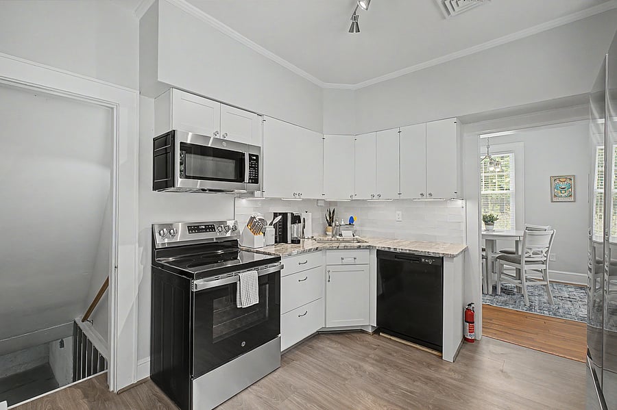 Furnished Finder property 1050561_1 photo 5