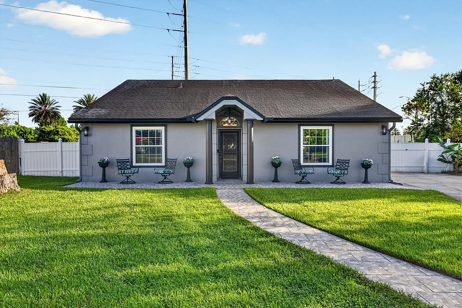 Furnished Finder property 1050571_1 photo 2