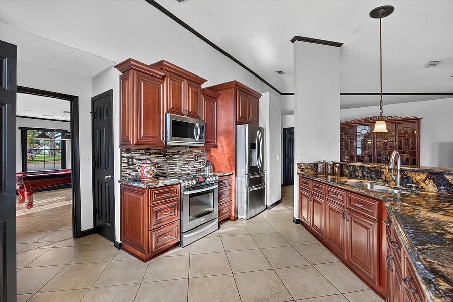 Furnished Finder property 1050571_1 photo 15