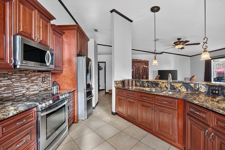 Furnished Finder property 1050571_1 photo 16