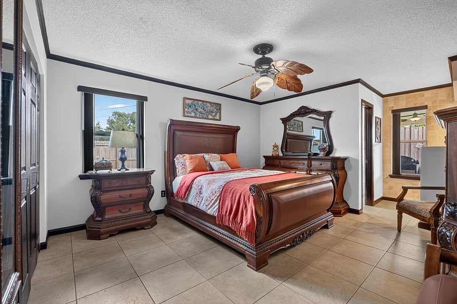 Furnished Finder property 1050571_1 photo 25