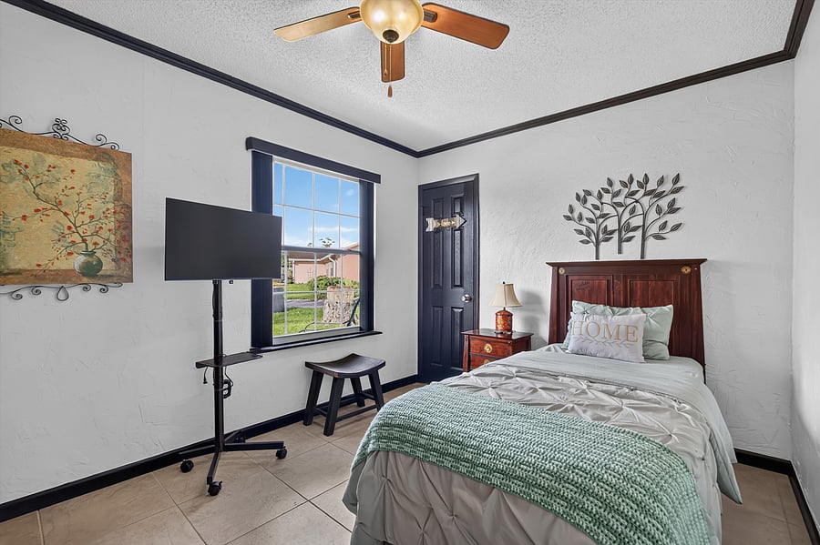 Furnished Finder property 1050571_1 photo 34