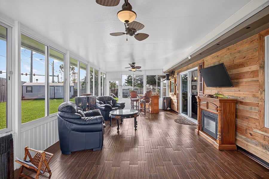 Furnished Finder property 1050571_1 photo 41