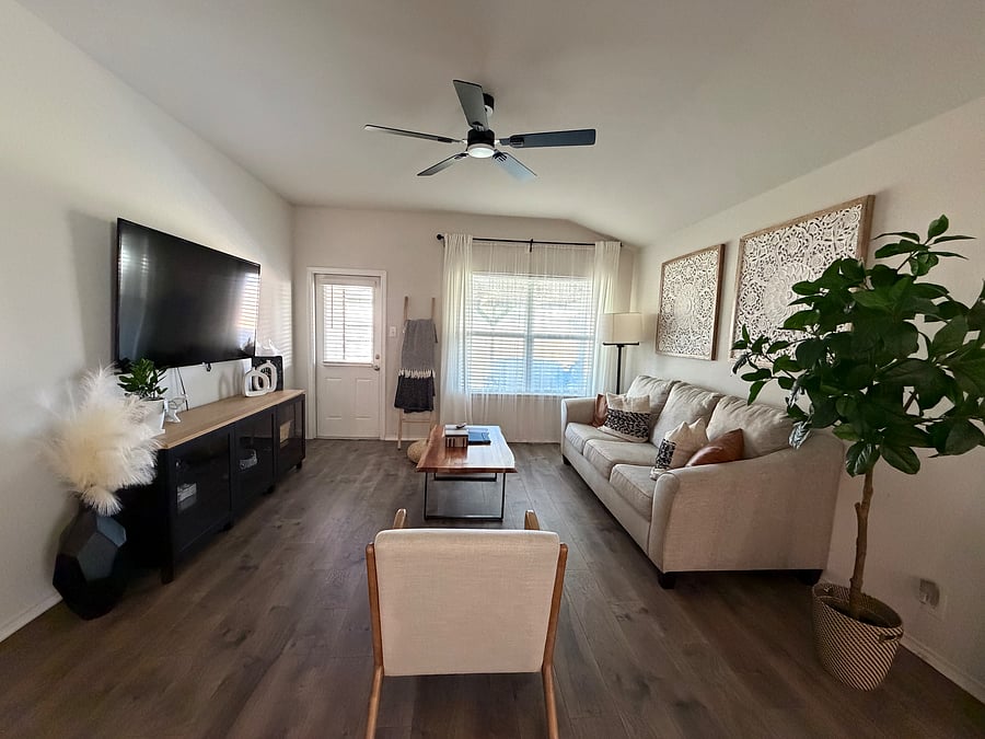 Furnished Finder property 1050579_1 photo 3