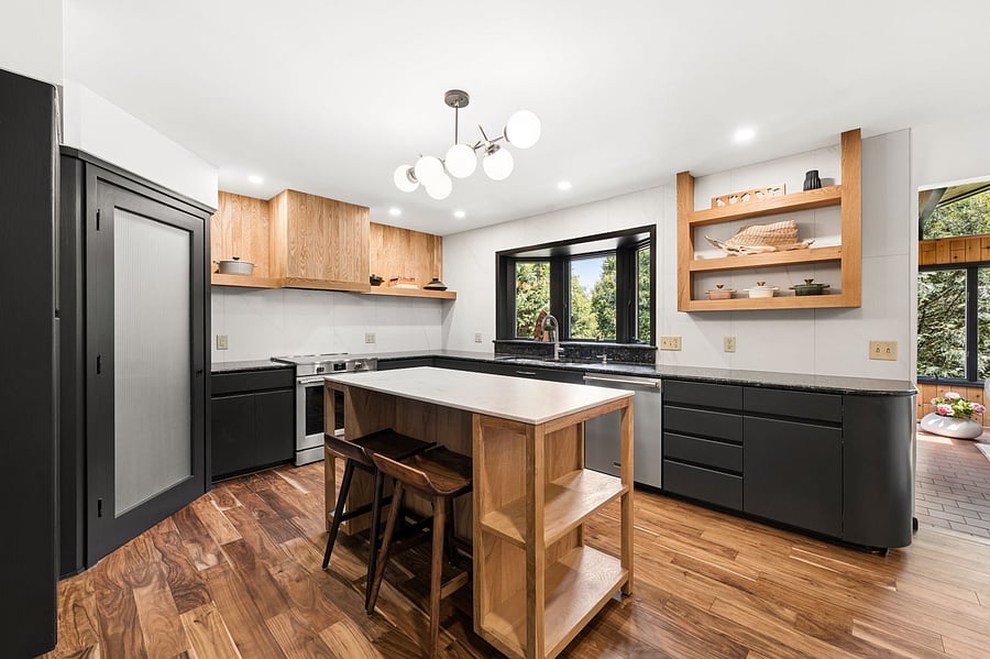 Kitchen includes everything you need to get started: a Moccamaster coffee maker, hand-glazed Kanto dinnerware, crystal glasswares, stainless steel pots and pans, bakeware, blender, and more.
