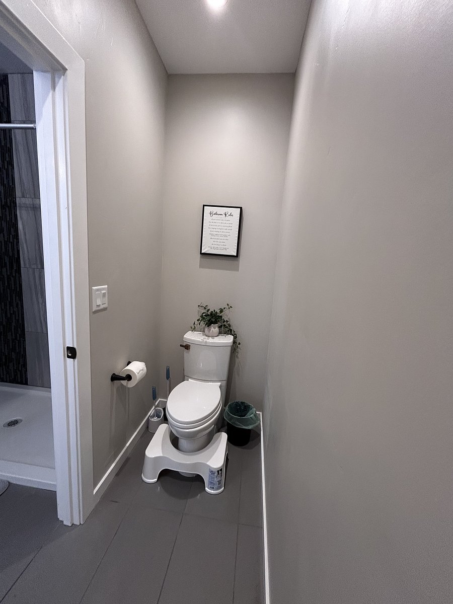 Furnished Finder property 1050608_1 photo 8