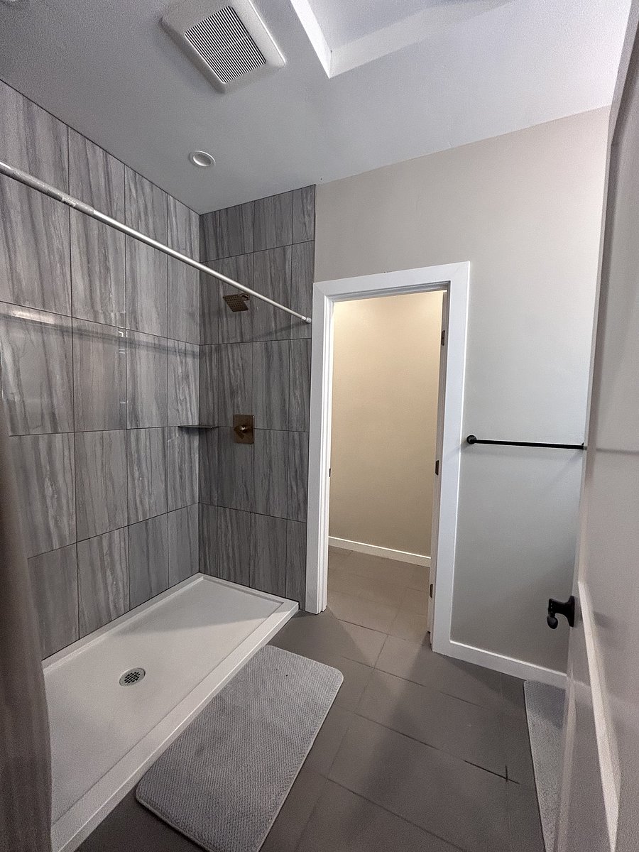 Furnished Finder property 1050608_1 photo 9