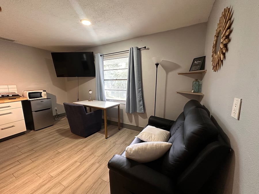 Furnished Finder property 1050619_1 photo 10