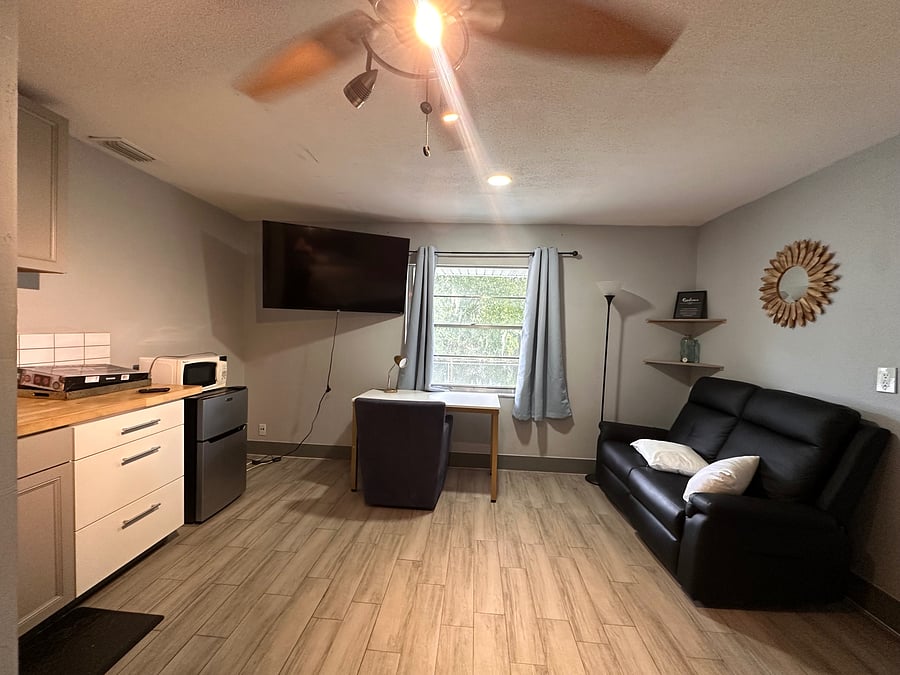 Furnished Finder property 1050619_1 photo 13