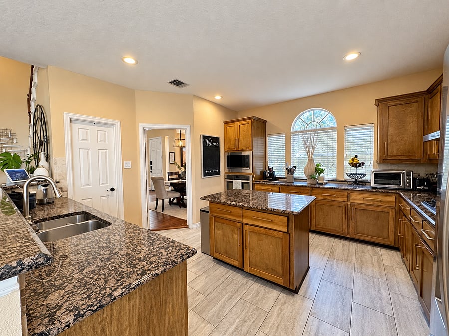 Furnished Finder property 1050620_1 photo 59