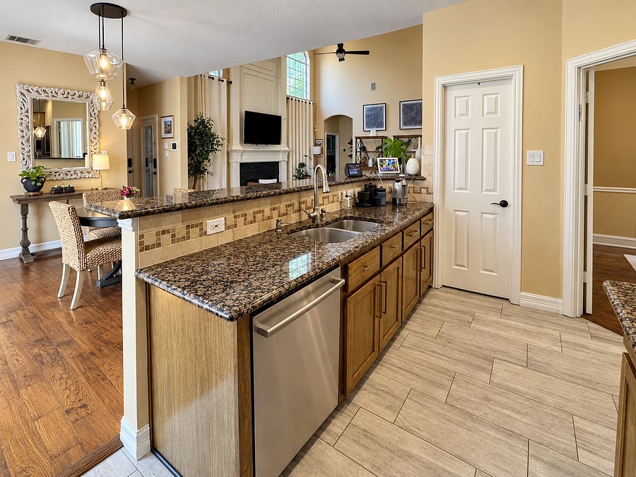 Furnished Finder property 1050620_1 photo 8