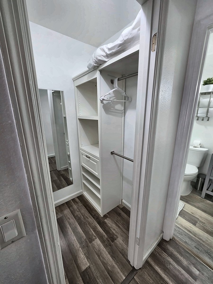 Furnished Finder property 1050629_1 photo 6