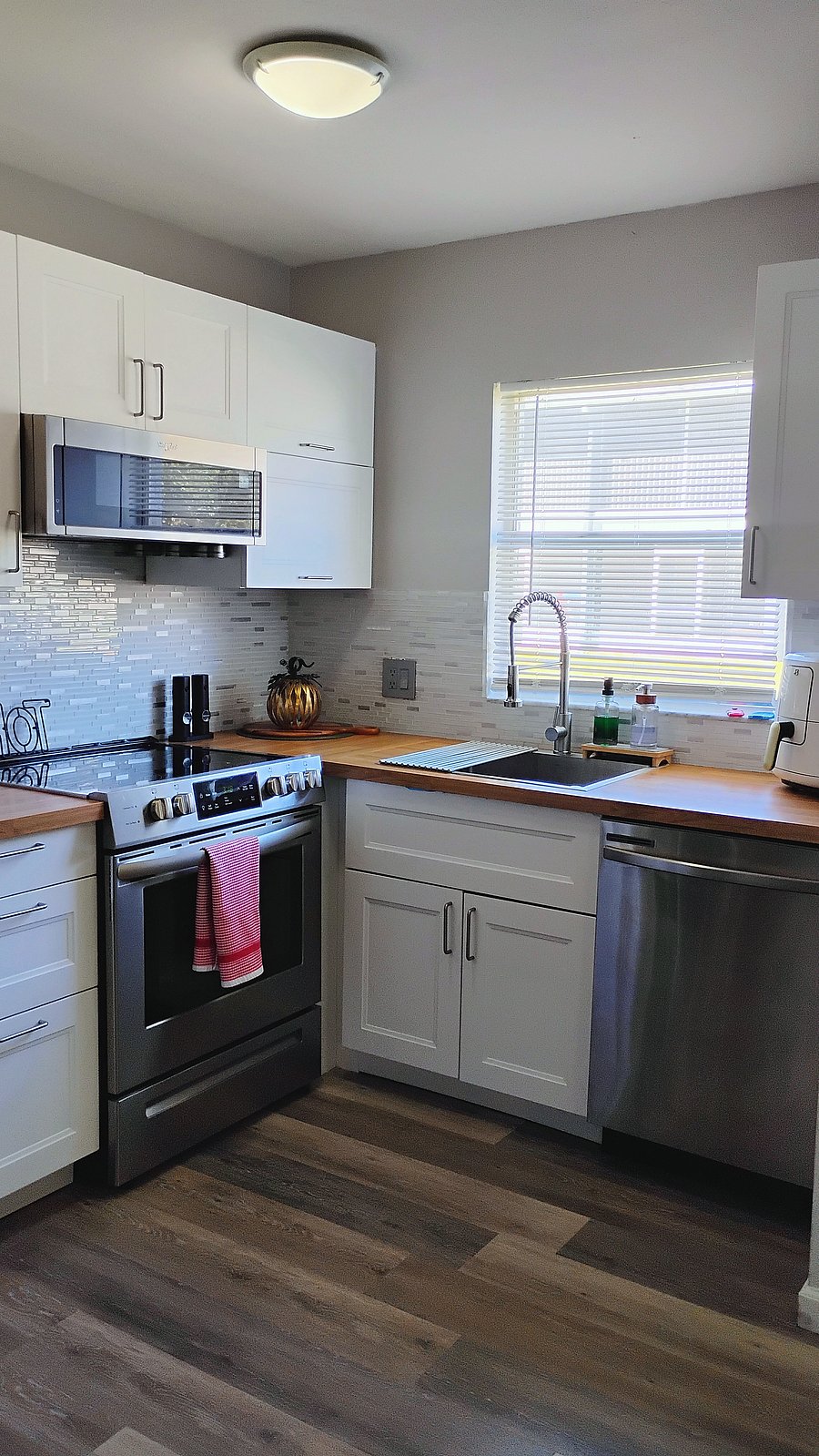 Furnished Finder property 1050629_1 photo 11