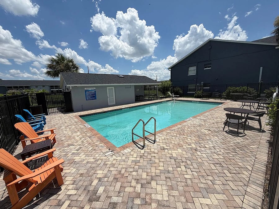 Furnished Finder property 1050629_1 photo 12