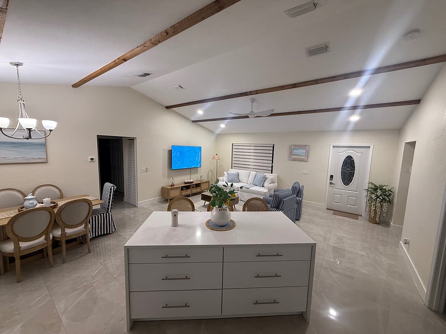 Furnished Finder property 1050637_1 photo 3