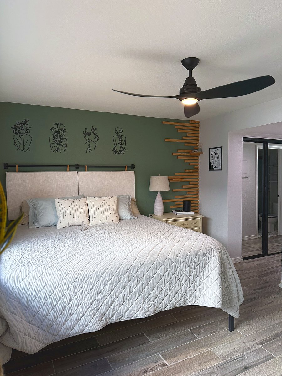 Bedroom with accent wall