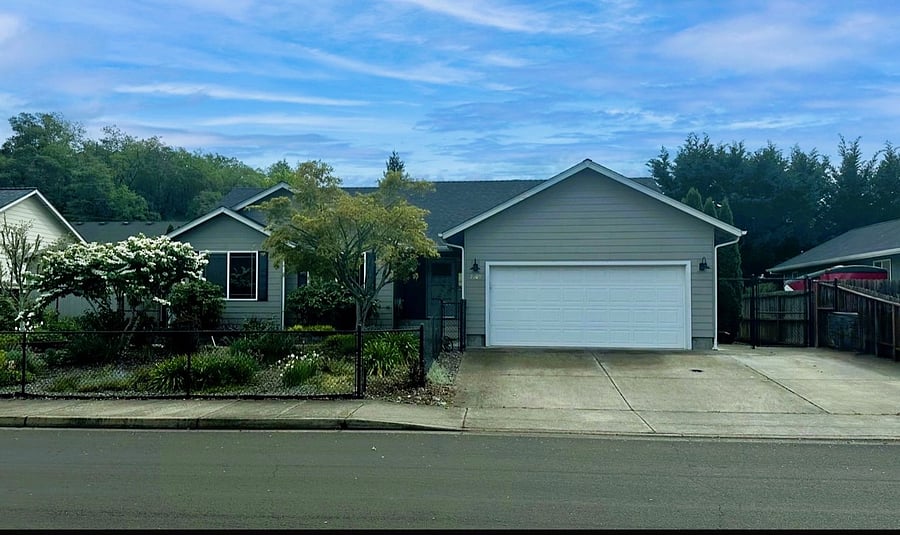 Furnished Finder property 1050654_1 photo 1