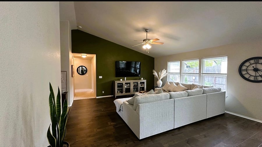 Furnished Finder property 1050654_1 photo 2