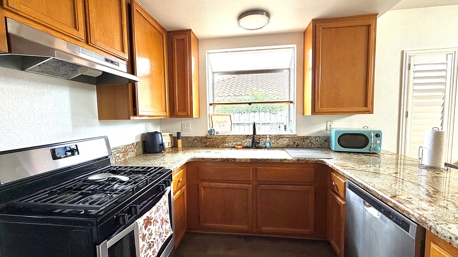 Furnished Finder property 1050655_1 photo 10