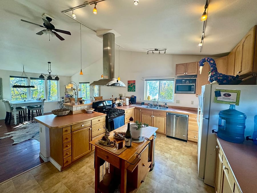 Furnished Finder property 1050669_1 photo 8