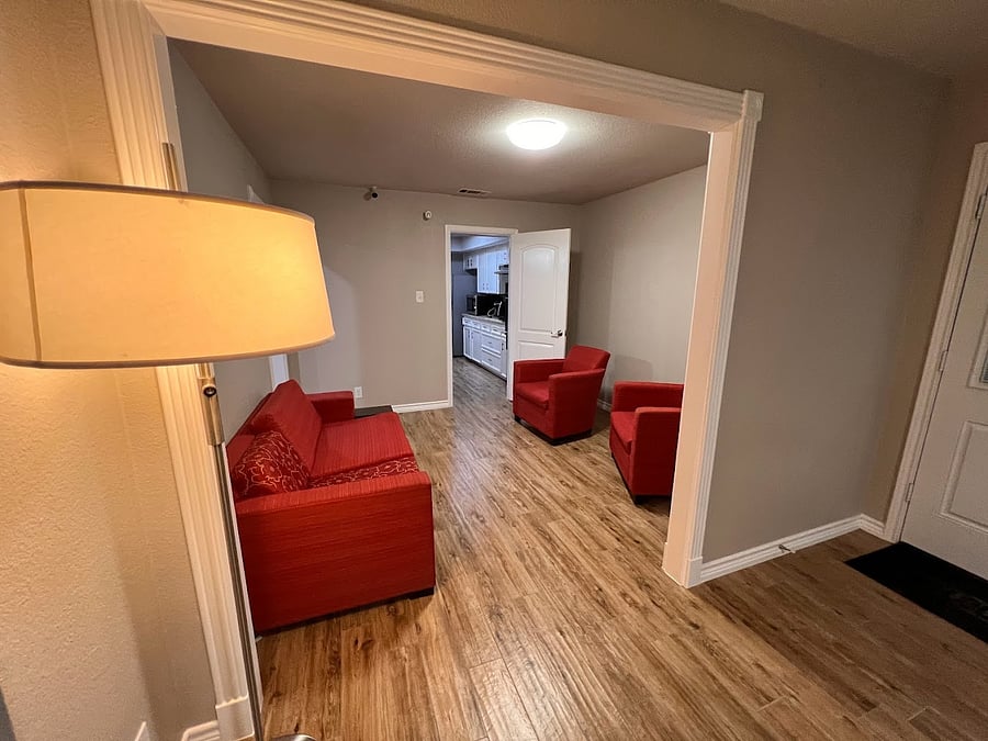 Furnished Finder property 1050691_1 photo 11