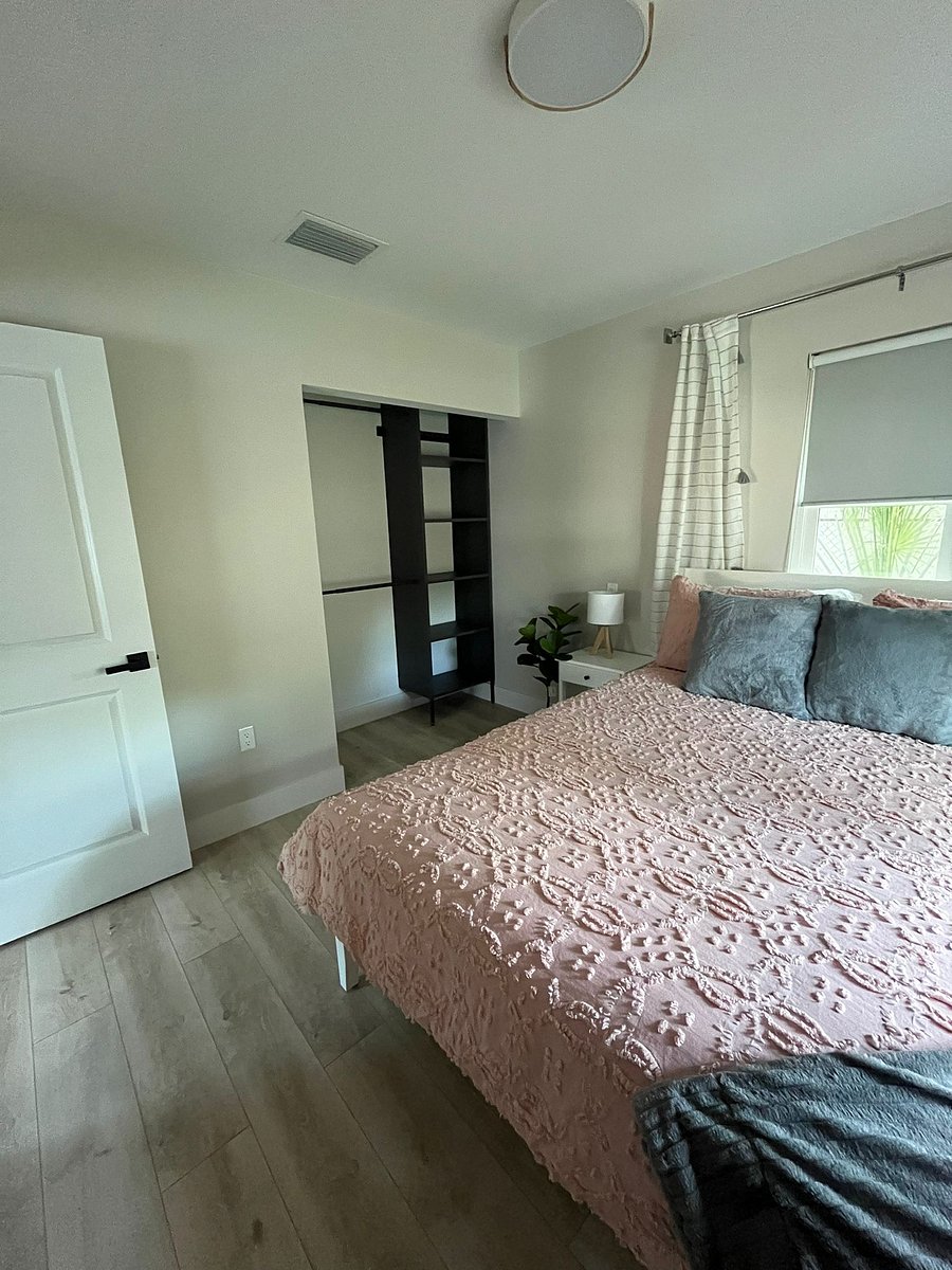 Furnished Finder property 1050696_1 photo 11