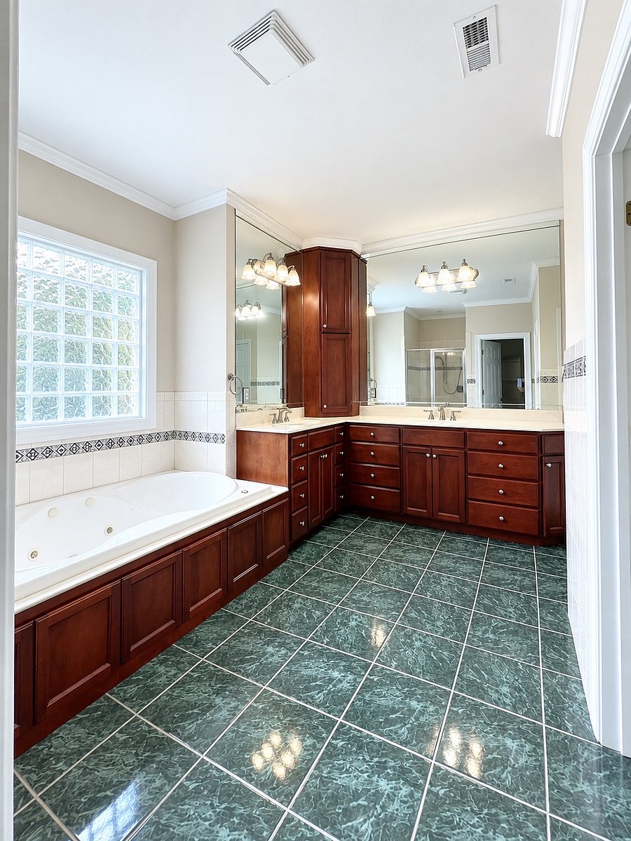 Furnished Finder property 1050743_1 photo 14