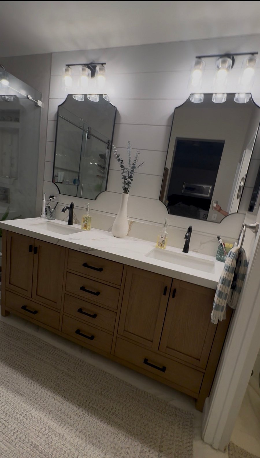 Master bath double Vanity
