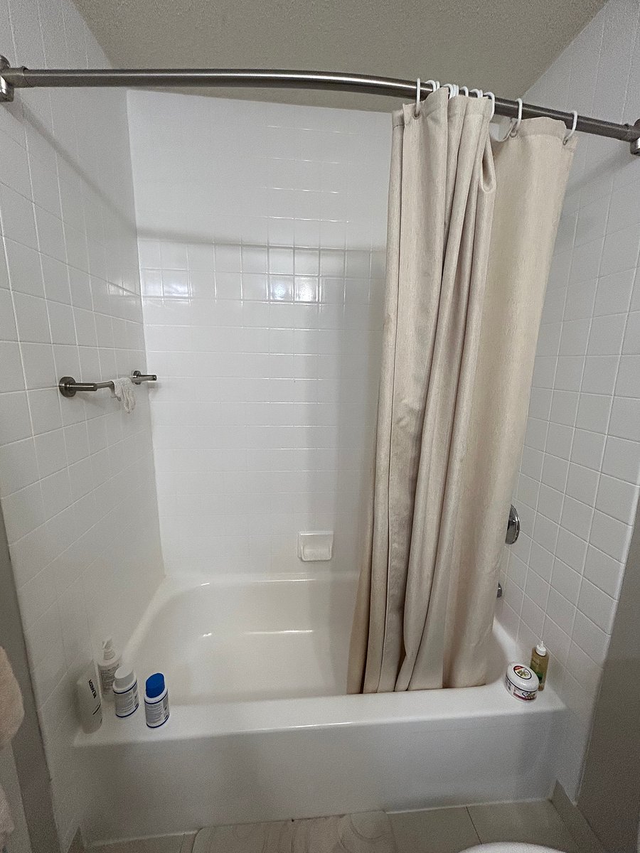 Furnished Finder property 1050771_1 photo 12
