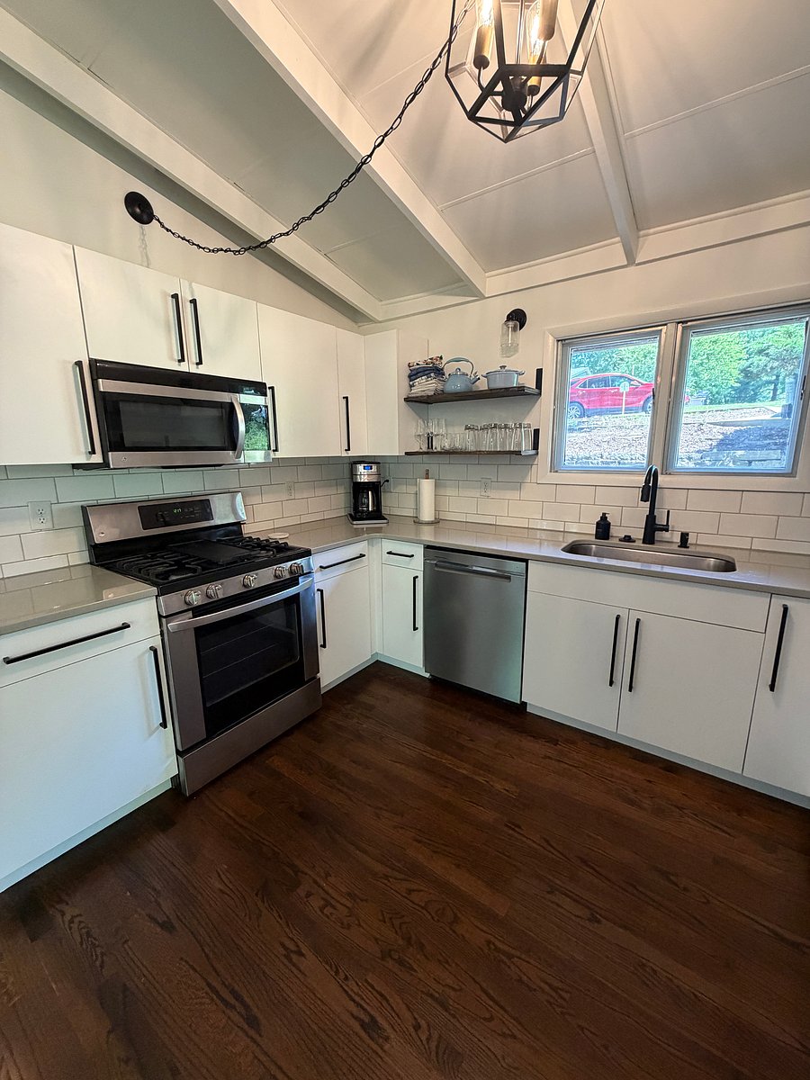 Furnished Finder property 1050778_1 photo 16