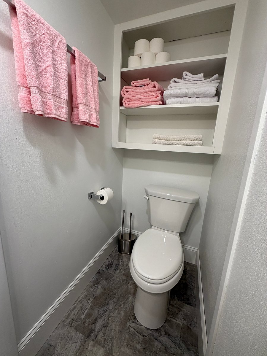 Furnished Finder property 1050778_1 photo 13