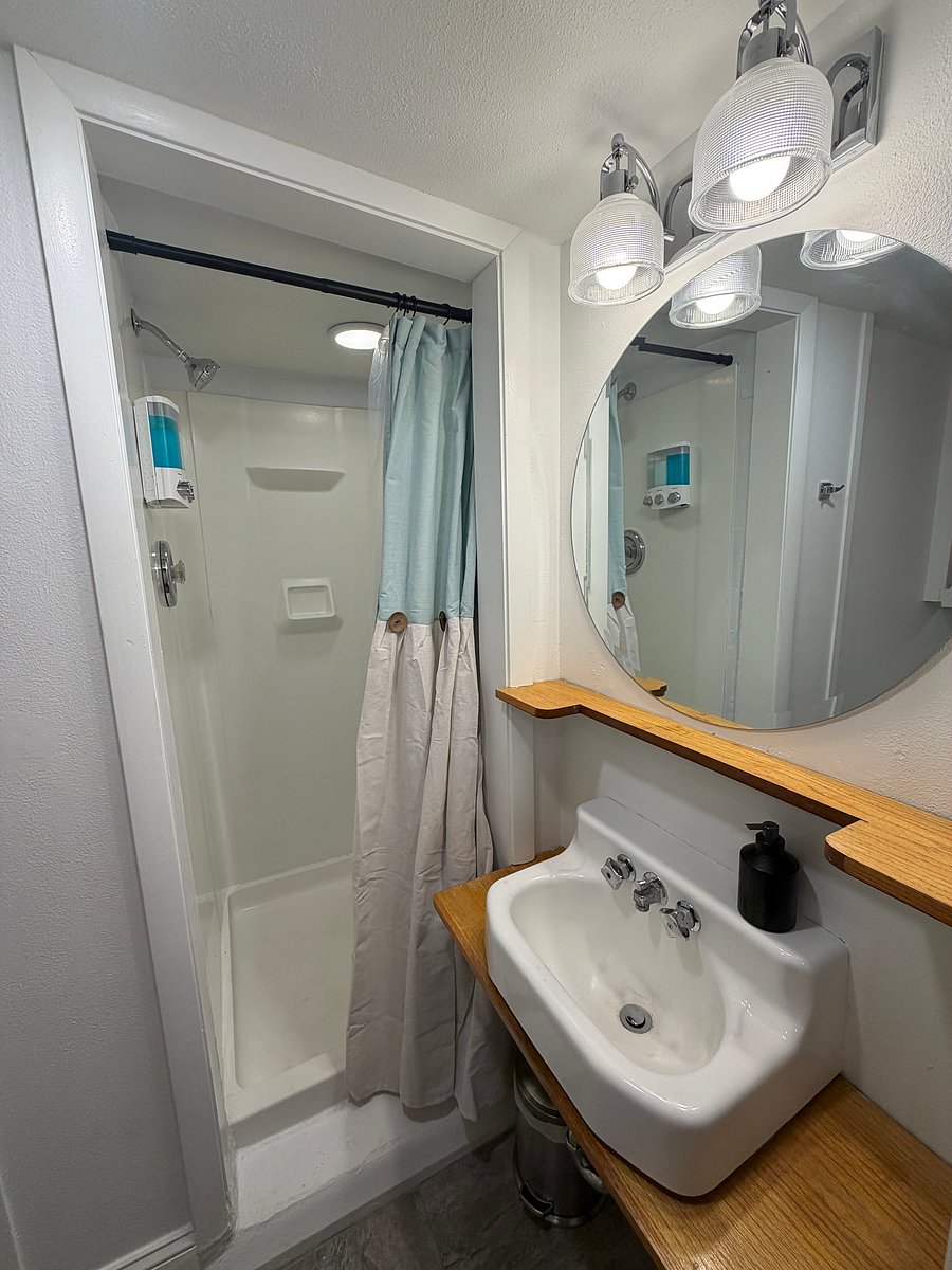 Furnished Finder property 1050778_1 photo 14