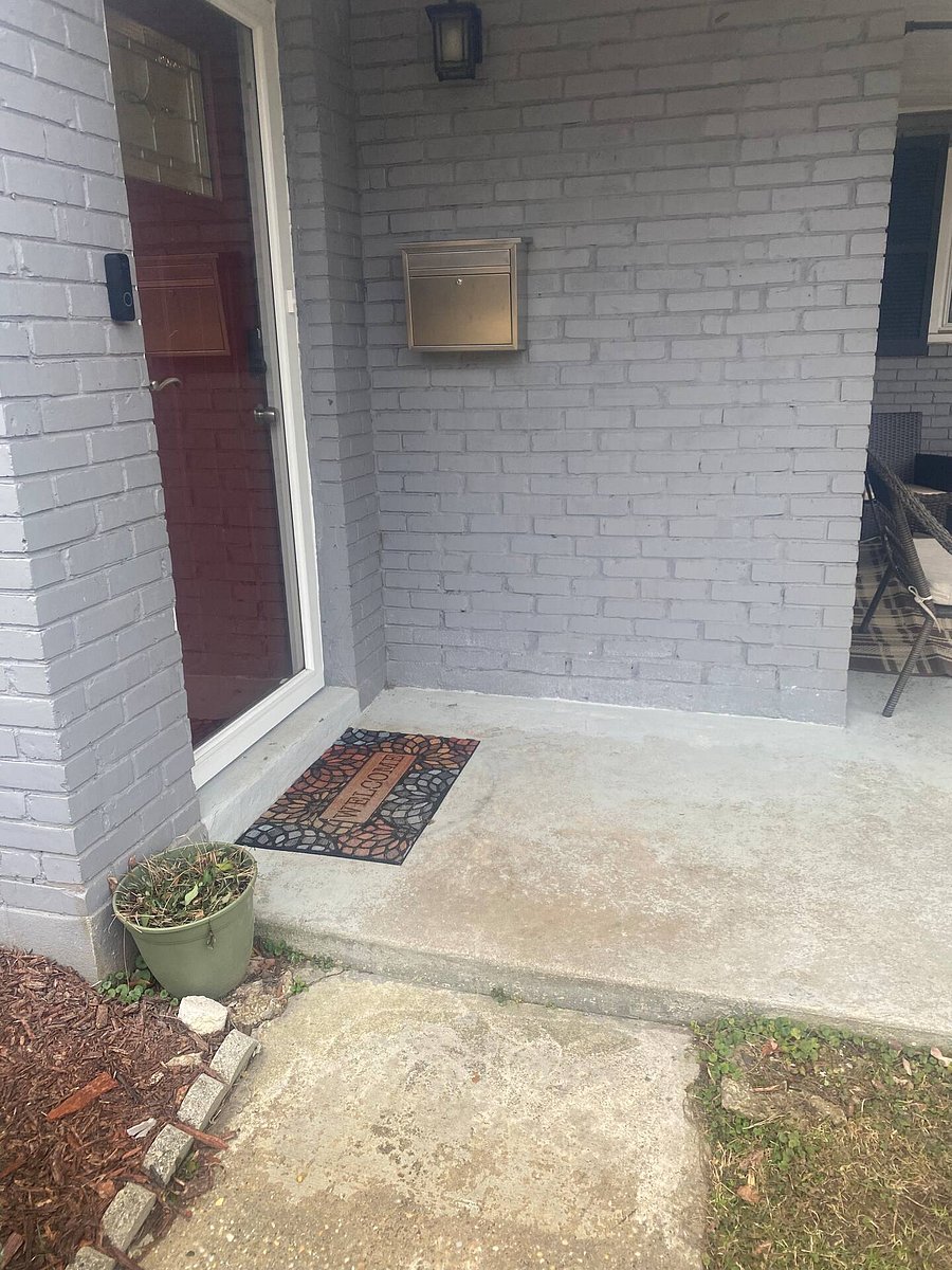 Furnished Finder property 1050793_1 photo 40