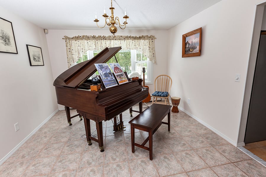 Piano room. Only to be played by those who know how to play the piano.