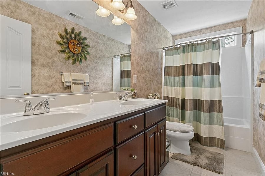 Furnished Finder property 1050824_1 photo 24