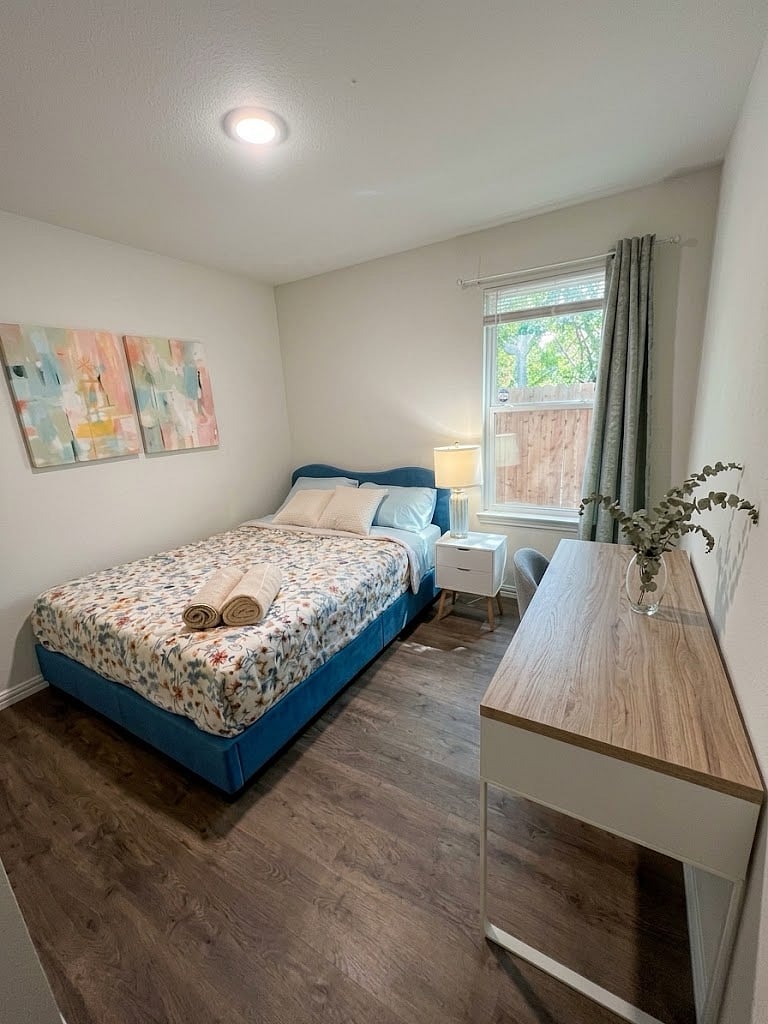 Furnished Finder property 1050827_1 photo 3