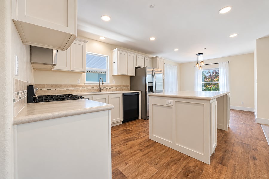 Furnished Finder property 1050849_1 photo 8
