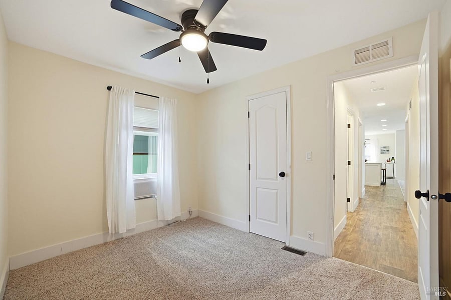 Furnished Finder property 1050849_1 photo 25