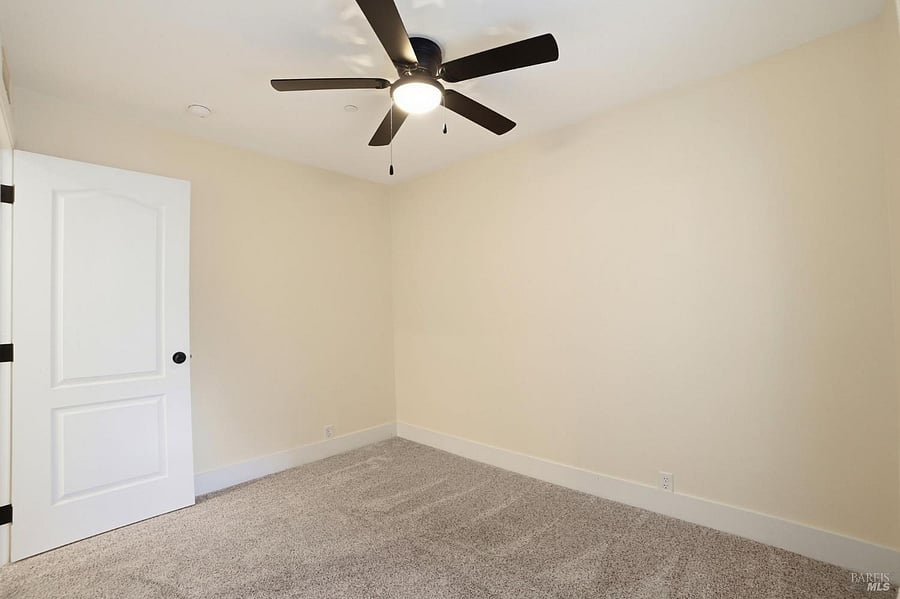 Furnished Finder property 1050849_1 photo 27