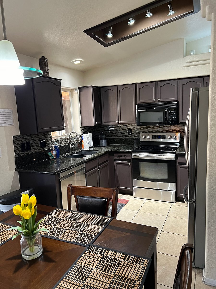 Furnished Finder property 1050855_1 photo 14