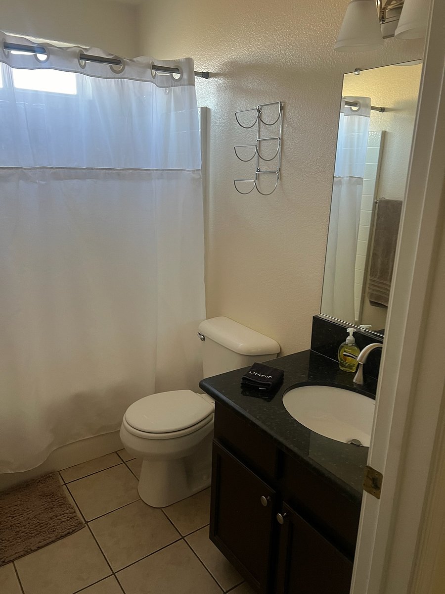 Furnished Finder property 1050855_1 photo 25