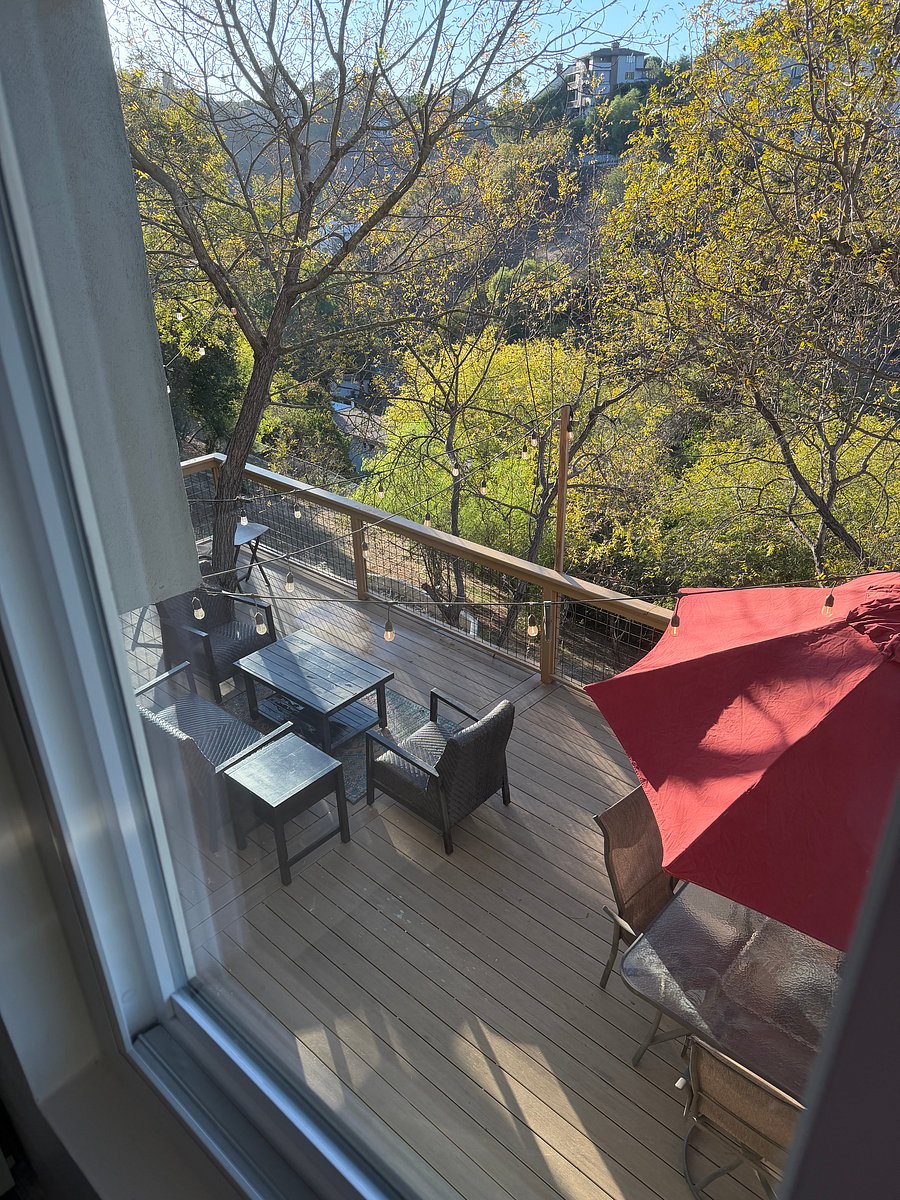 Furnished Finder property 1050880_1 photo 10
