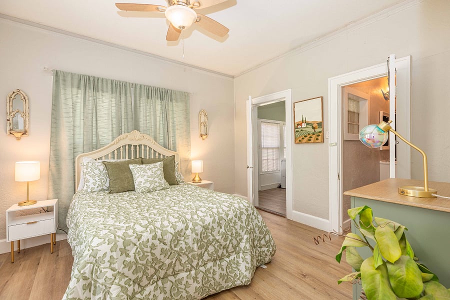 Furnished Finder property 1050883_1 photo 10