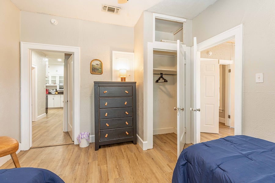 Furnished Finder property 1050889_1 photo 28