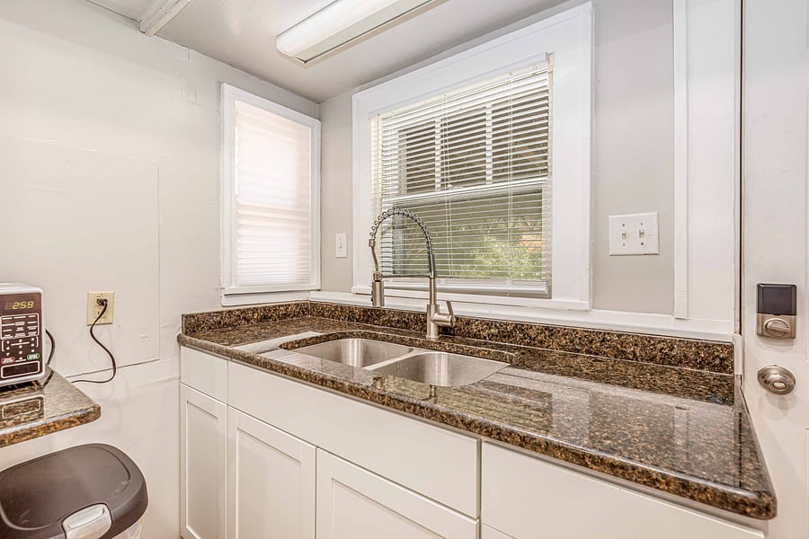 Furnished Finder property 1050889_1 photo 5